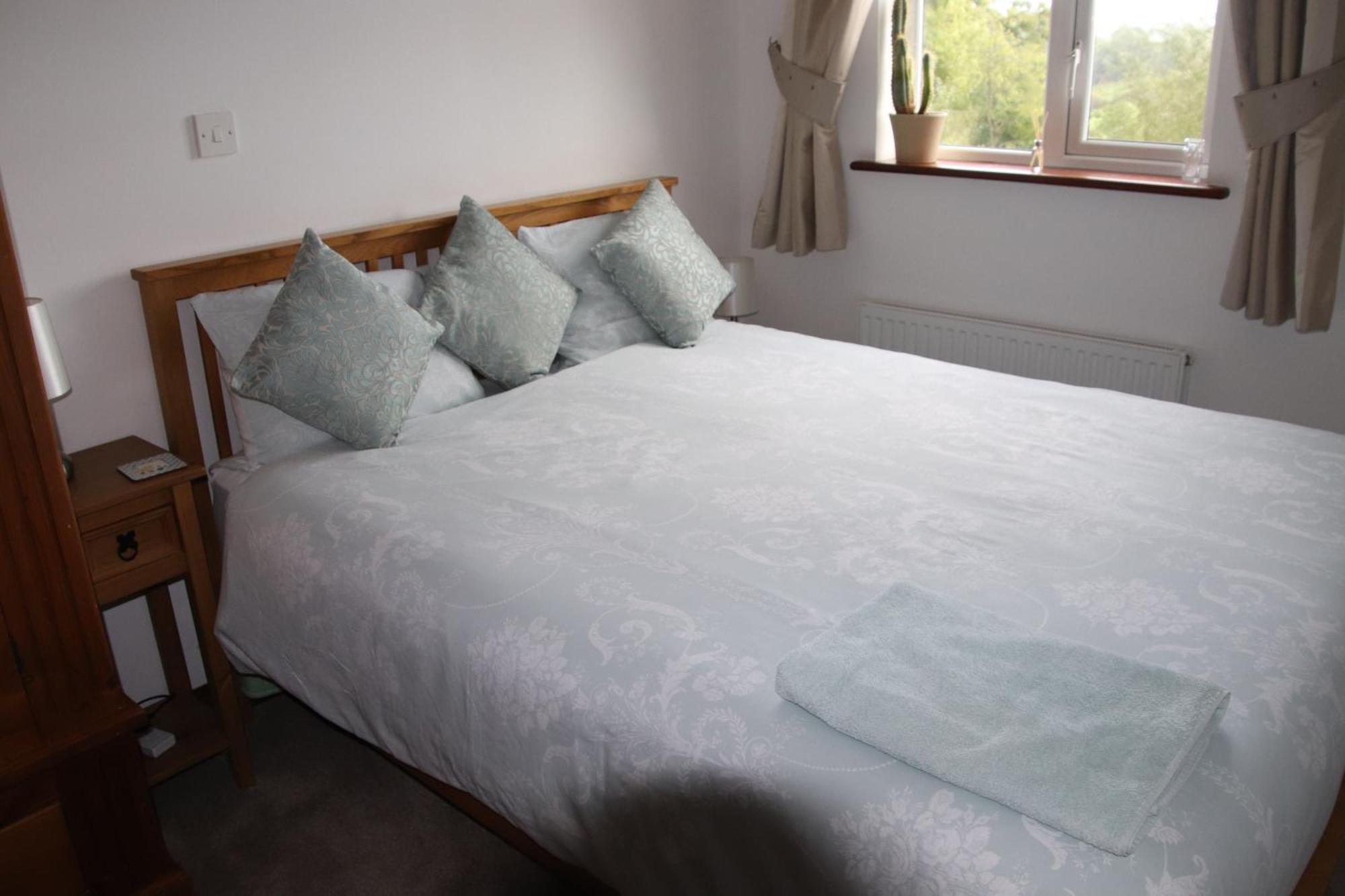 Garn Lodge Newtown  Buitenkant foto